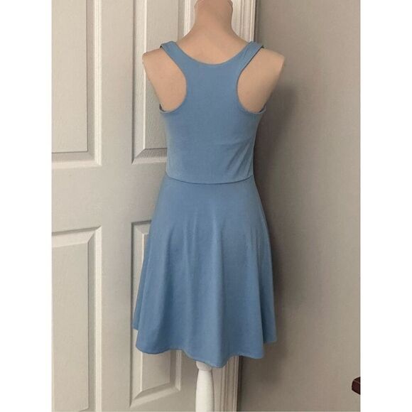 Laura Ashley athletic dress - Picture 3 of 12